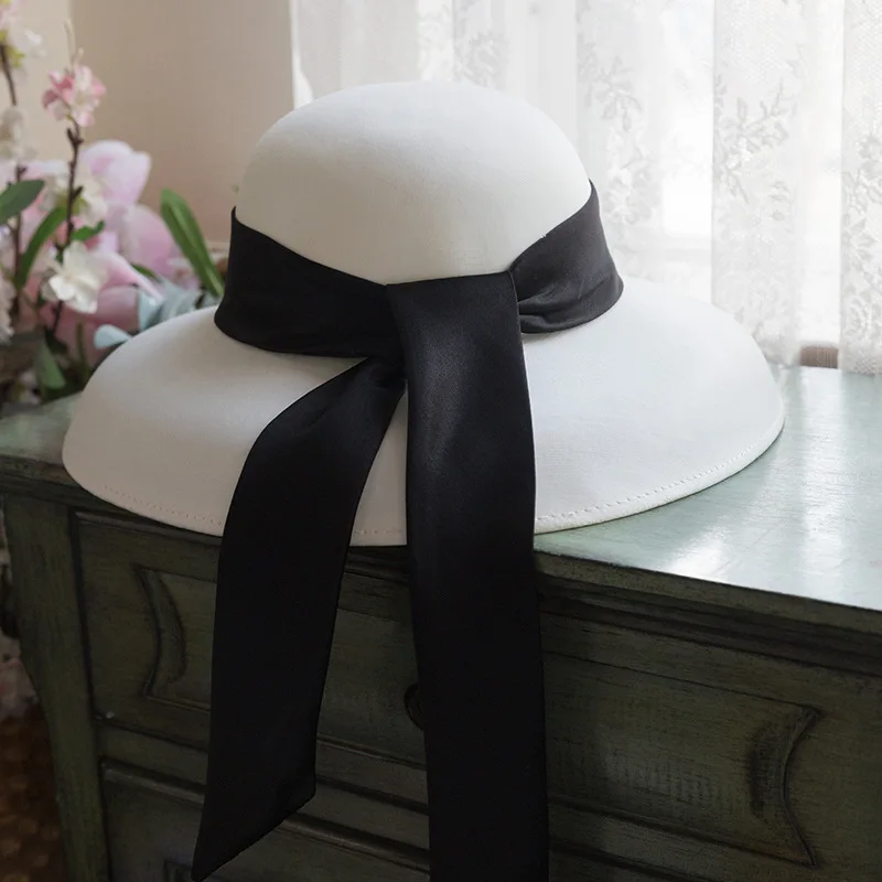 text Equipment Accidentally Nunta alb pălărie neagră de satin panglică retro franceză de mireasa simplu  joben elegant pentru nunta, accesorii de mireasa pălărie pălărie 2021  pentru \ Nunti & Evenimente - Sagora.ro